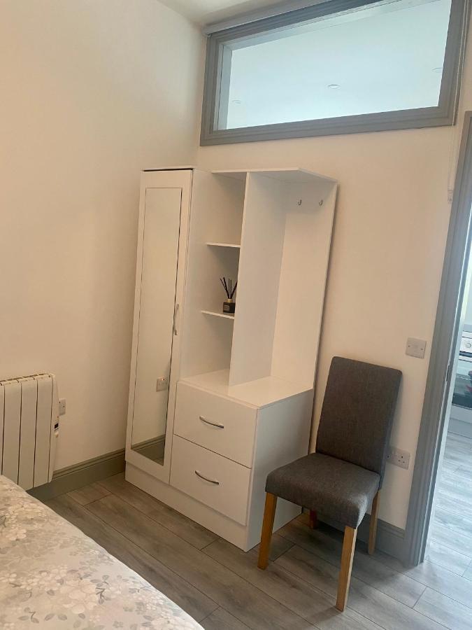 Hill Top View Apartment Лехинч Екстериор снимка